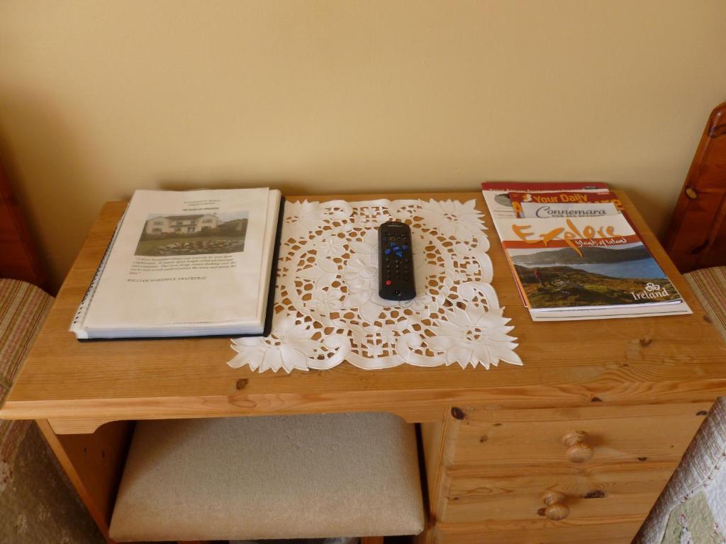 Riverwalk House B&B Oughterard Extérieur photo